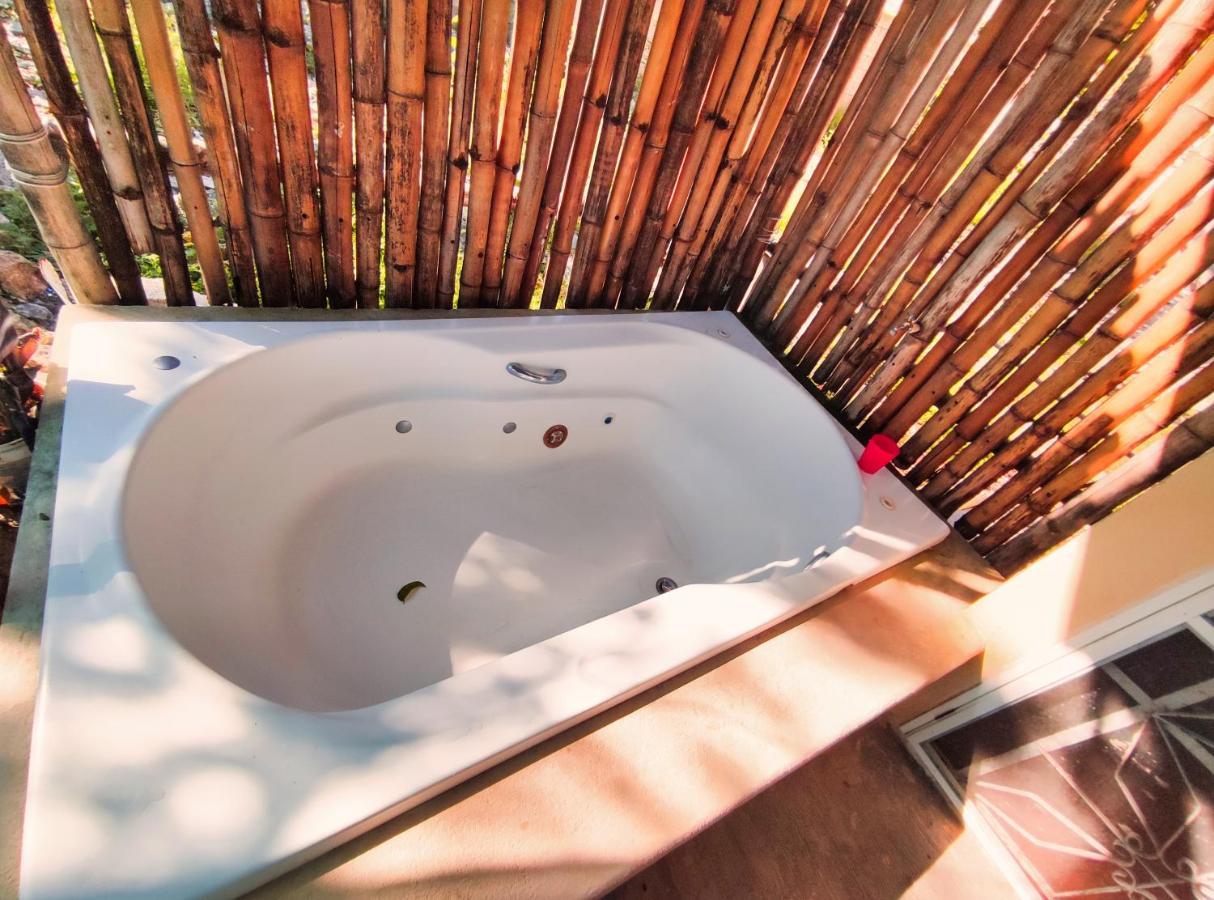 Casa Lili Luxury Valladolid "Fast Wifi, Hot Water, Kitchen & Tv" Ngoại thất bức ảnh